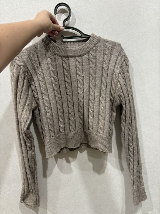 Светр вкорочений