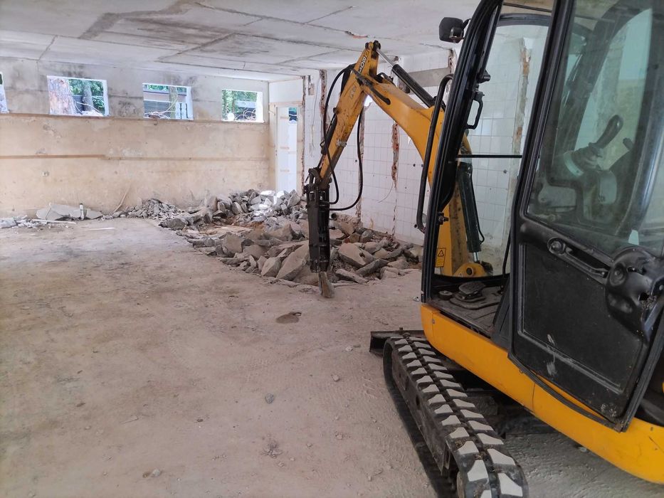 usługi minikoparka JCB 8018 kucie betonu młotem, wiertnica ziemi gleby