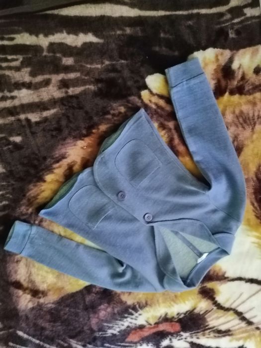 Bluzeczka z długim rękawem rozmiar 116cm.