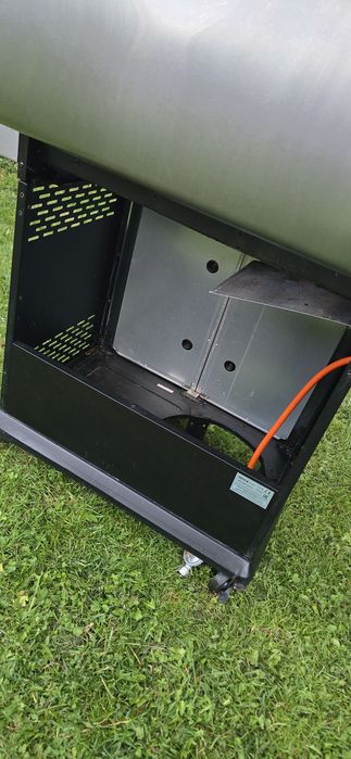 GRILL GAZOWY 4+1, Stal Nierdzewna 14.2KW YG-20019 Yato