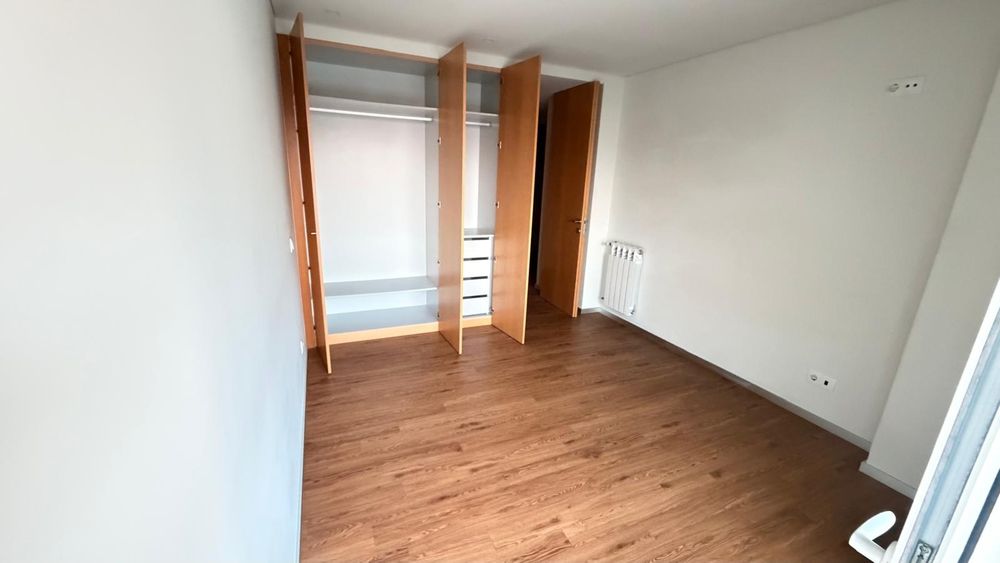 Apartamento t2 inserido em condominio de luxo