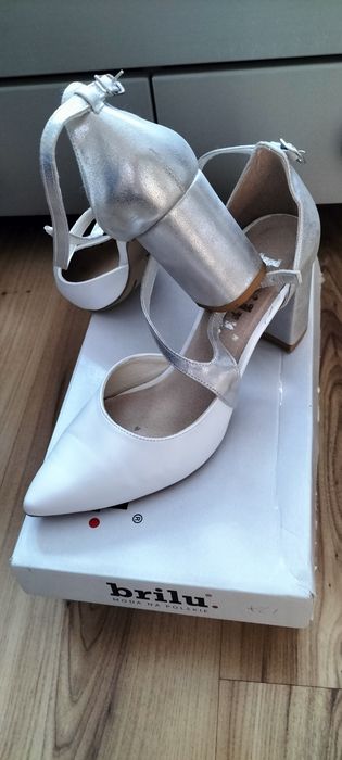 Buty ślubne Brillu czółenka na słupku rozm 39