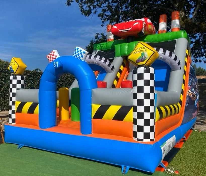 Insuflável Slide Carros (novo)