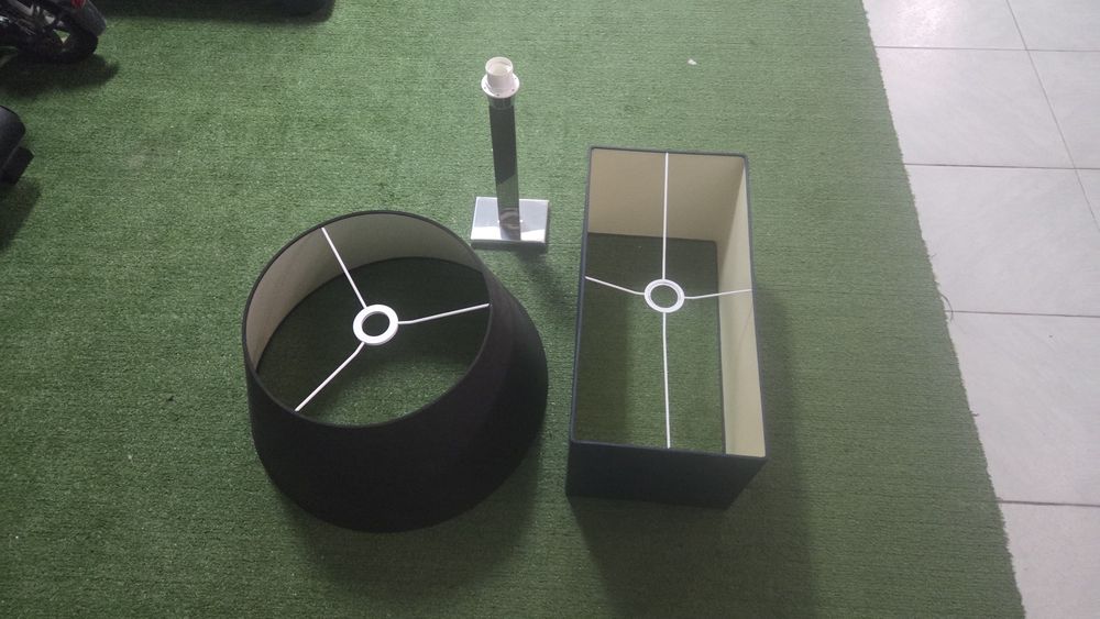 Abajur de teto azul e preto