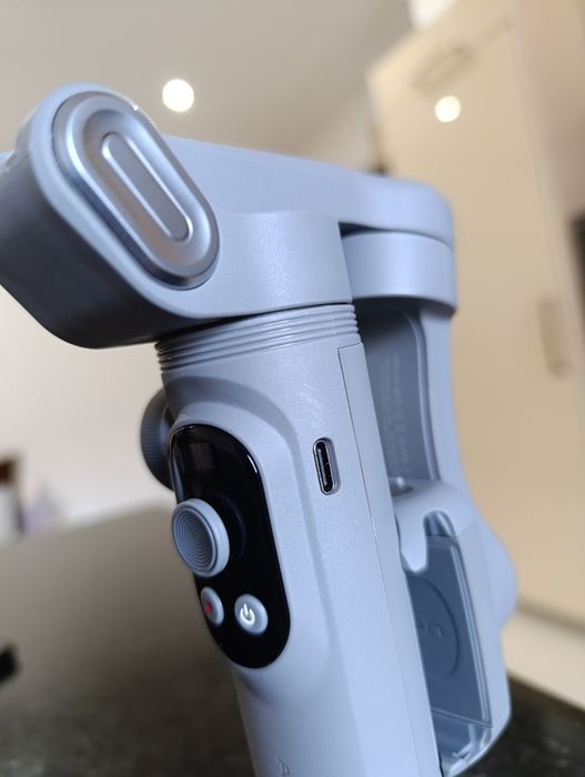 Estabilizador de imagem para Smartphone (Gimbal) Aochuan Smart X Pro