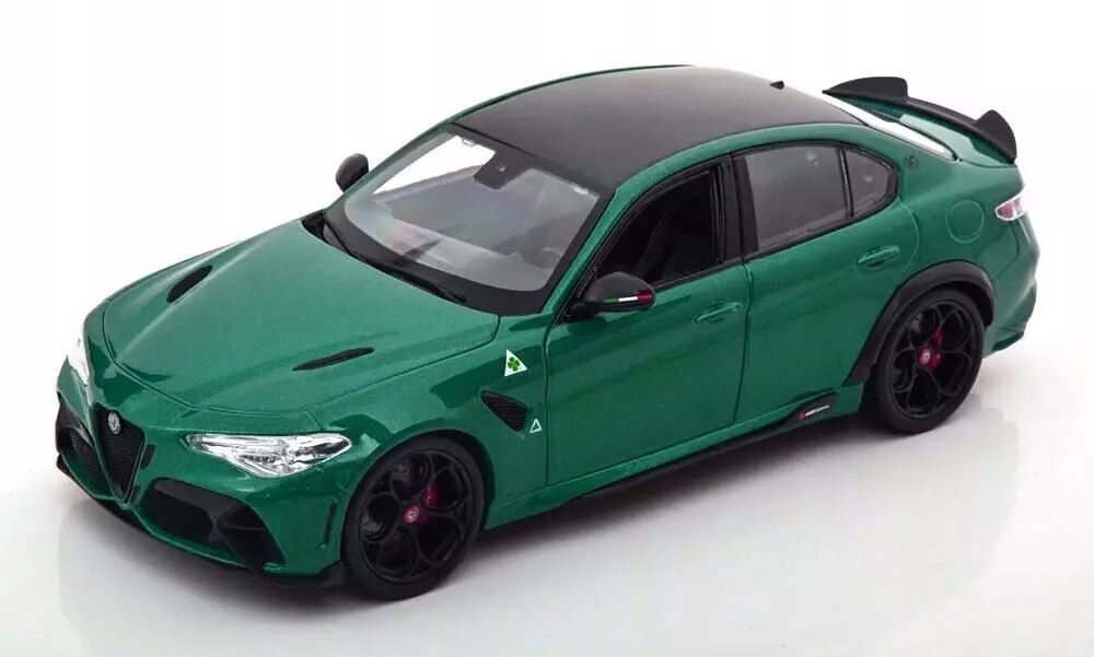 ALFA ROMEO GIULIA GTA Green 2020 1/18 Bburago. Bburago. Nowy Produkt
