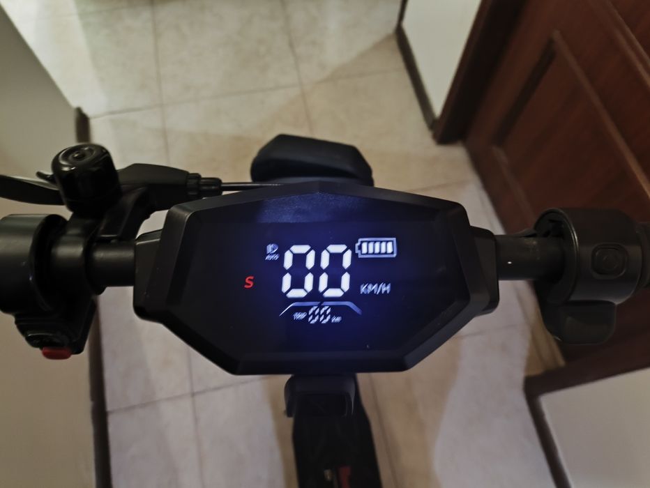 Trotinete elétrica 800W