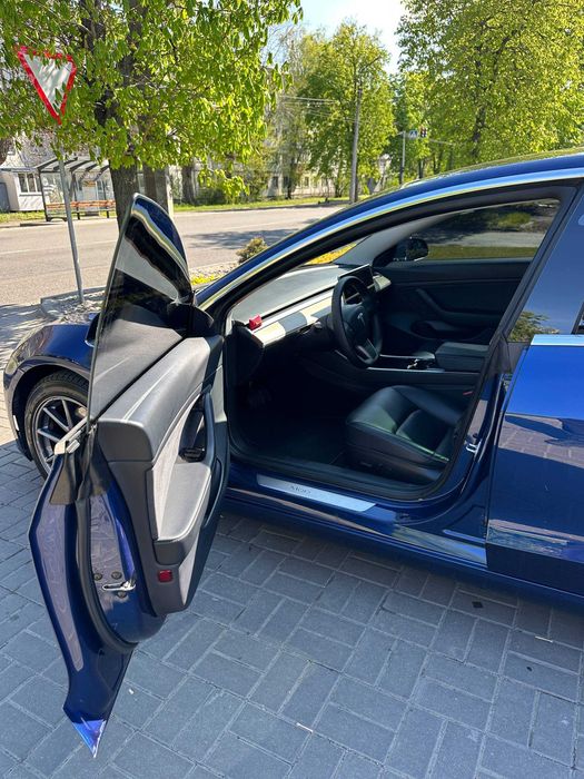 Tesla Model 3 2020 Long Range 75D