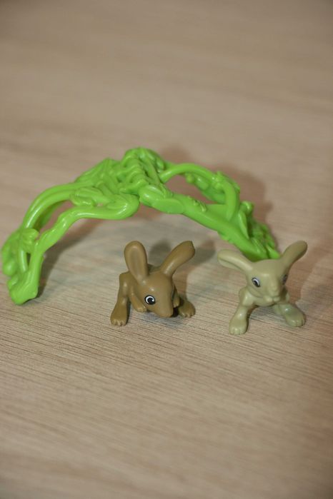 Kinder EN127 - Natoons - Animals in bushes