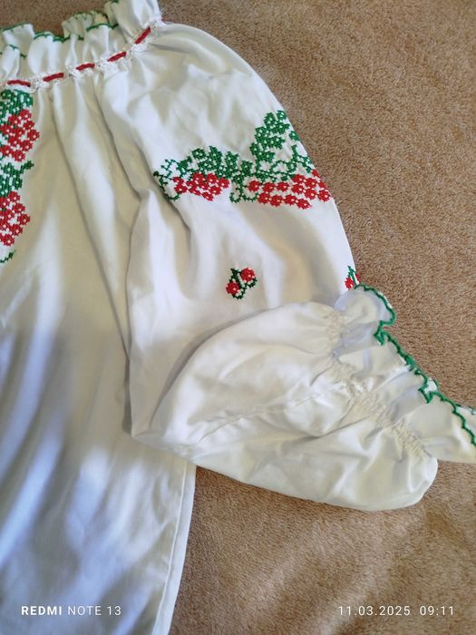 Вишиванка для дівчинки