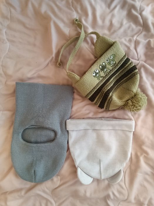Zestaw kombinezonów dla chłopczyka 9-12 m.