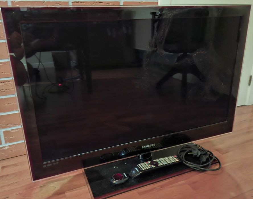 TV Samsung para peças e acessórios