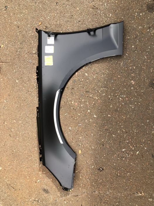 Праве крило Audi A4 B9 2015-2020 переднє крило сумісне з бампер капот