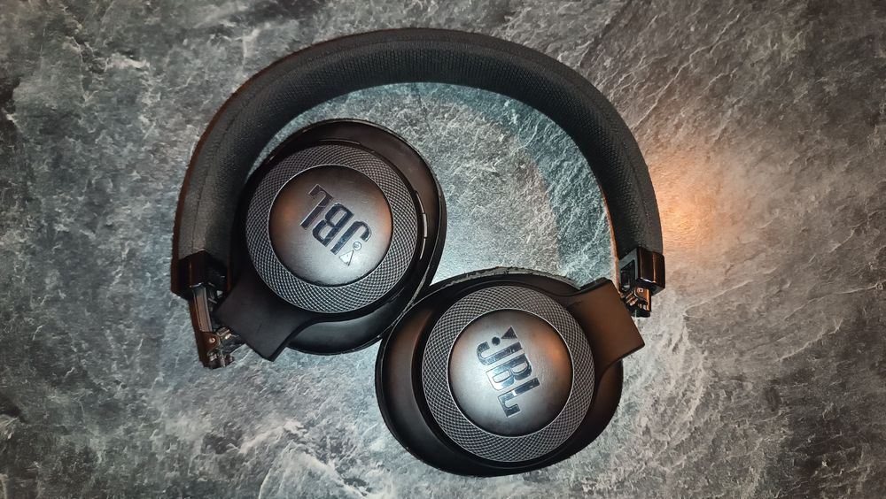 JBL E65BTNC  Słuchawki nauszne