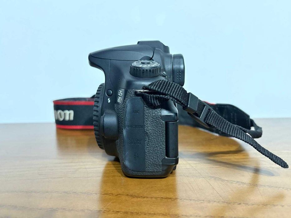 Canon EOS 60D – Ótimo estado.