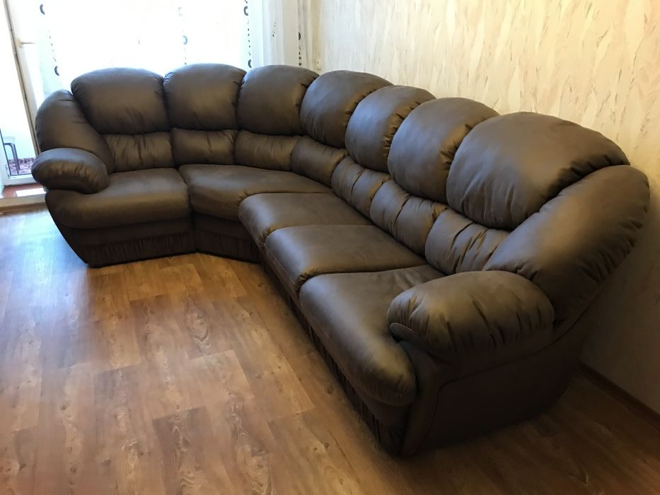 Перетяжка мягкой мебели и изготовление