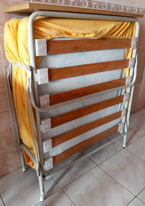Cama dobrável de ferro (solteiro)