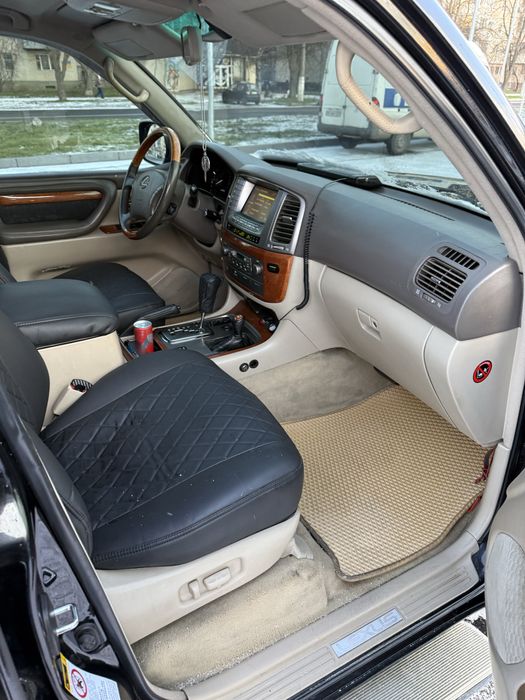 Lexus LX 470 Рест газ/бензин