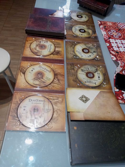 Colecçao de 14 DVDS com as embalagens tudo em bom estado