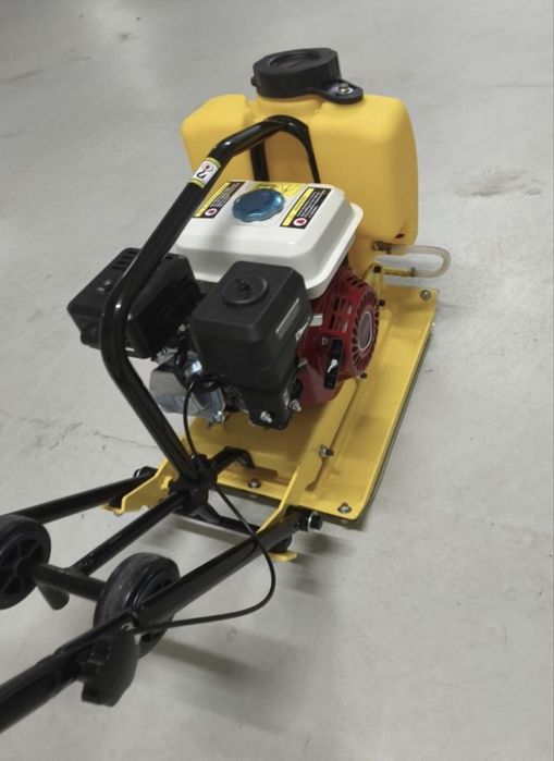 Placa vibratoria a gasolina 6.5cv 65kg