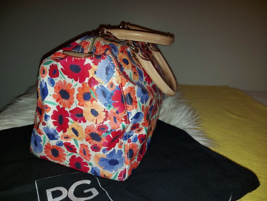 Carteira Purificacion Garcia