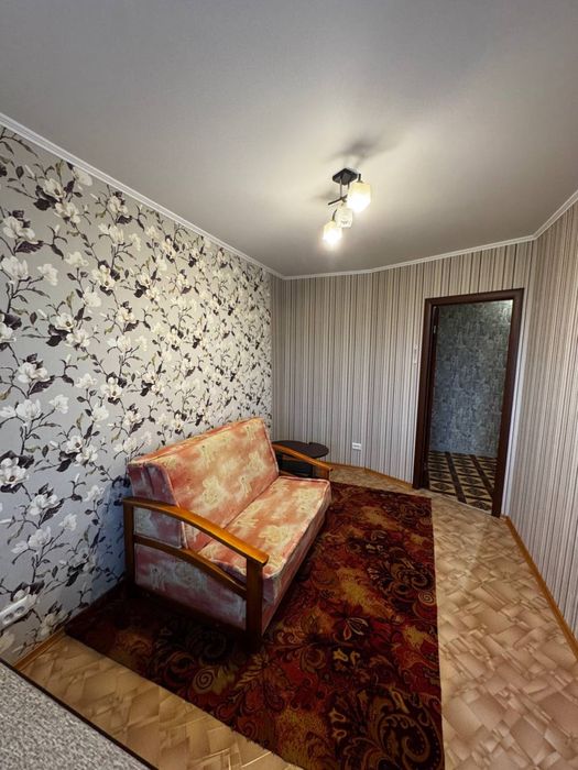 Продаж 3 квартири вулиця Футбольна, Довгинцево біля лікарні в приватному секторі, тиша буде. З ремонтом, вбудованою технікою, кухня -студія і 4поверх