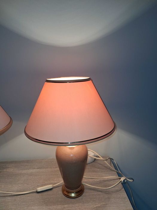 Komplet 2 pięknych lampek nocnych.