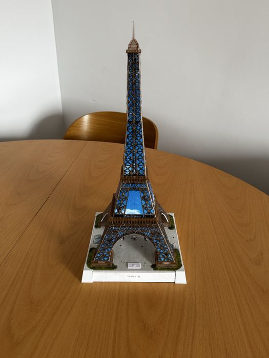Puzzle 3D Ravensburger Wieża Eiffela (+baterie)