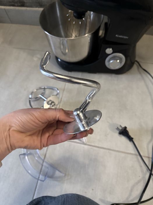 Планетарний міксер  тістоміс Klarstein 1300w