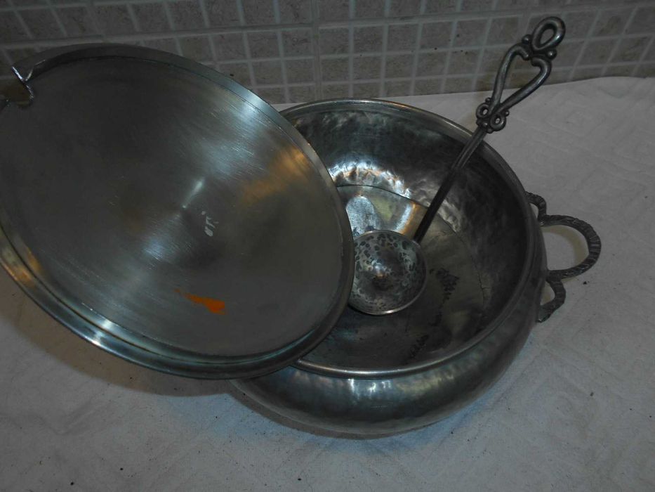 Terrina de Estanho.