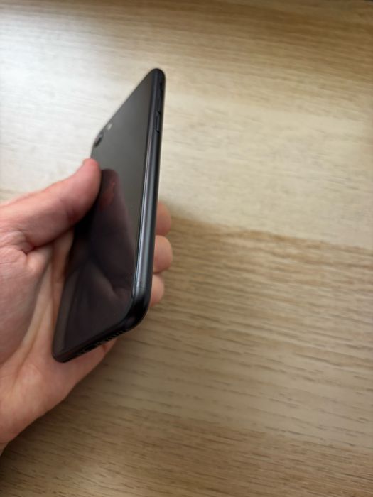 iPhone SE 2020 64GB