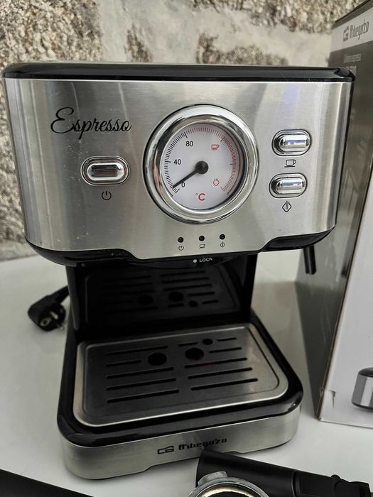 Máquina Café ORBEGOZO - C/Garantia 30 Meses - café em pó ou Capsulas