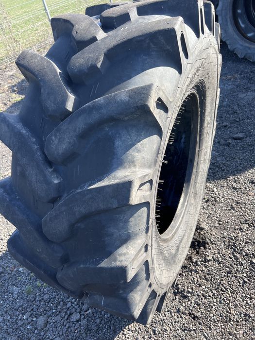 Opona używana 19,5 L-24