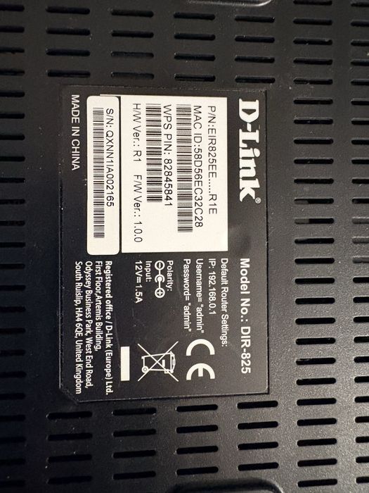 Router Dlink DIR 825