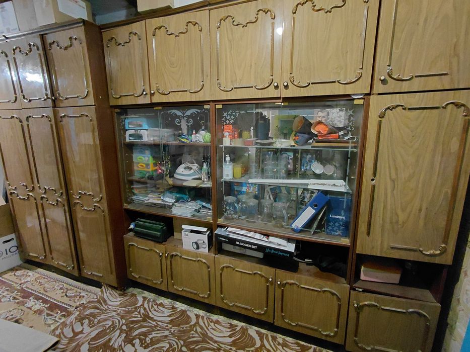 Шафа у комплекті