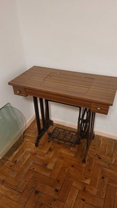 Mesa de costura Alfa