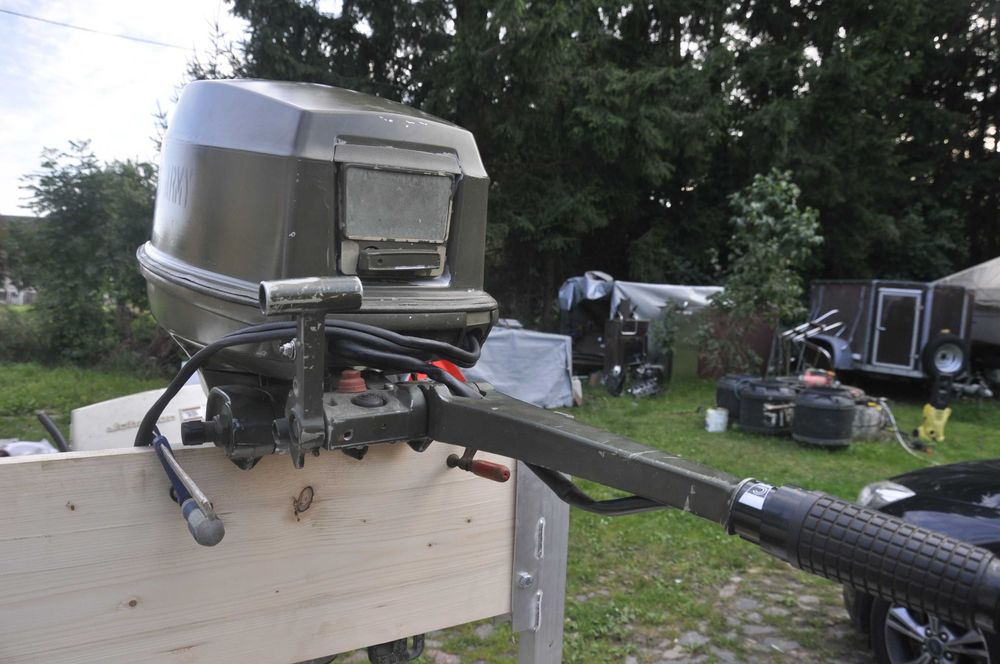 Evinrude 40 km- rumpel krotka stopa,bak,  z demobilu USA ARMY