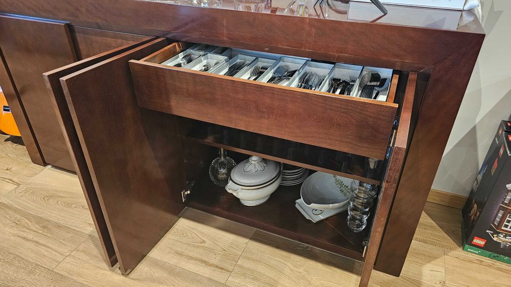 NOVO PREÇO !! Mobilia de sala premium. Menos de metade do preço.