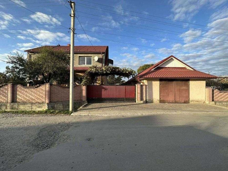 Продаж особняку в Коломиї на тихій вулиці