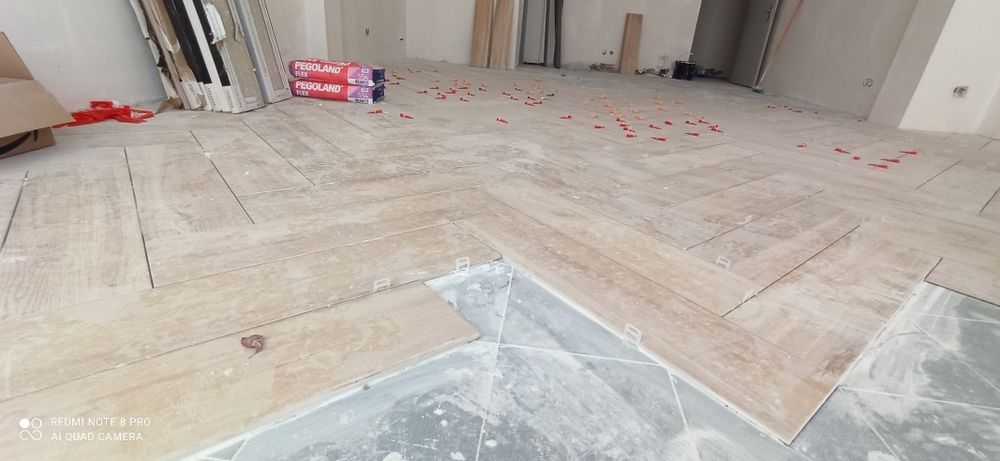 Trolha de acabamentos,