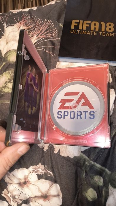 Pudełko metalowe fifa18