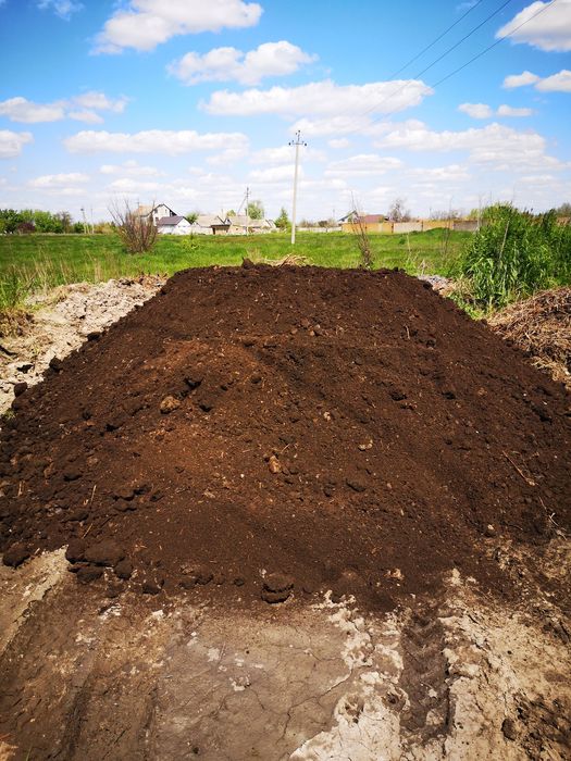 Песок, щебень, отсев,Перегной сыпец,Чернозем, Пісок щебінь ЗИЛ КАМАЗ