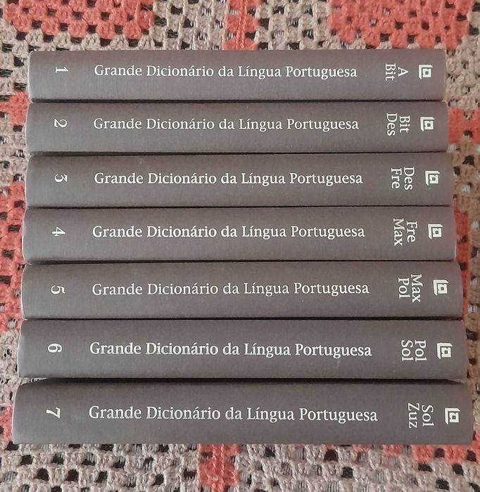 Colecção dicionário da língua portuguesa