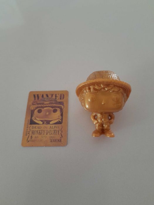 Luffy Dourado Kinder