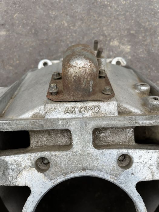 Кожух сцепления и переходная плита Газ 3309