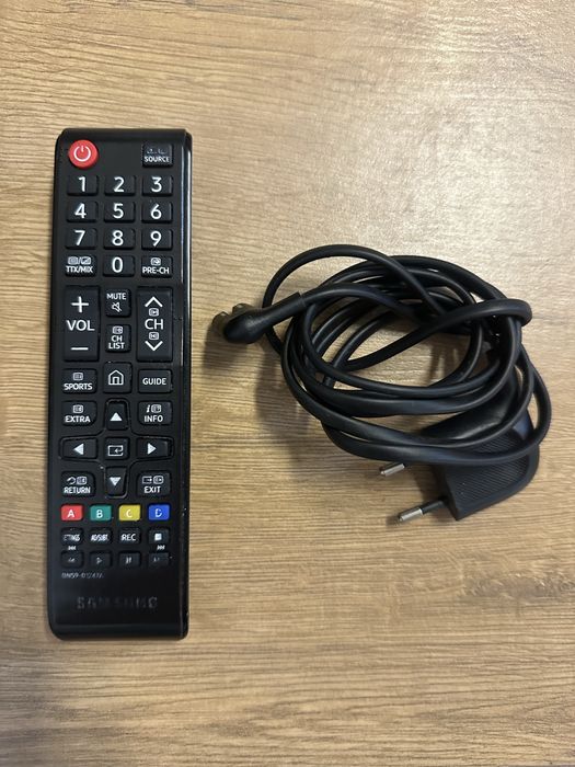 Samsung 55” 4K UHD Smart TV UE55JU6000W – w pełni sprawny + pilot