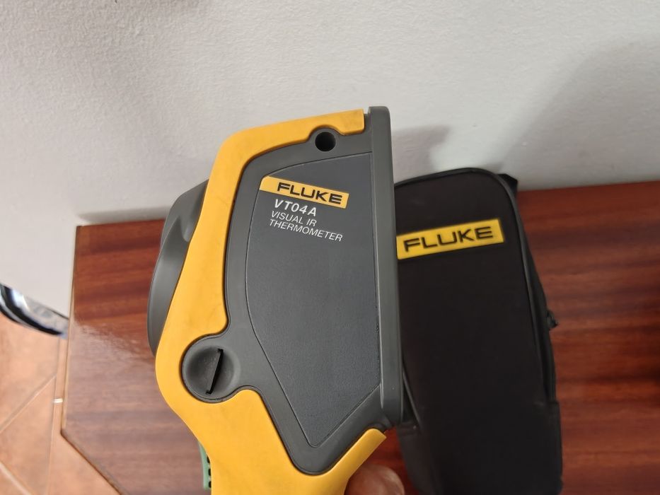 Termómetro visual IR Fluke VT04A
