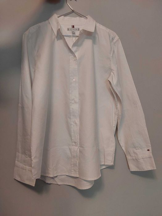 Camisa Senhora Tommy Hilfiger Branca.