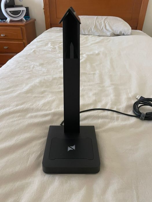 Suporte de auscultadores NPLAY