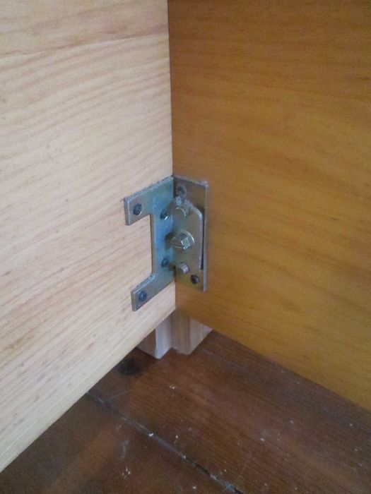 Cama de casal em madeira maciça, cor mel